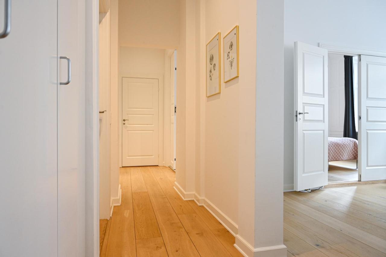 Sanders Arrow - Chic Three-Bedroom Apartment In The Middle Of كوبنهاجن المظهر الخارجي الصورة