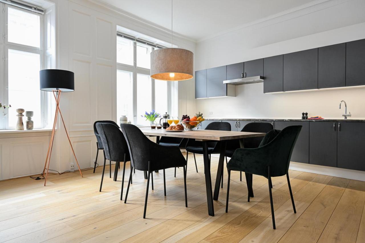 Sanders Arrow - Chic Three-Bedroom Apartment In The Middle Of كوبنهاجن المظهر الخارجي الصورة